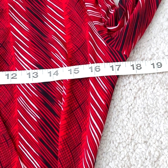 Norma Kamali red faux wrap dress 2 - Picture 5 of 13